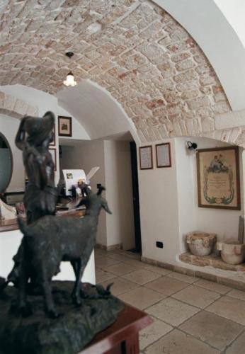 Hotel Palazzo D'Erchia Conversano Oda fotoğraf